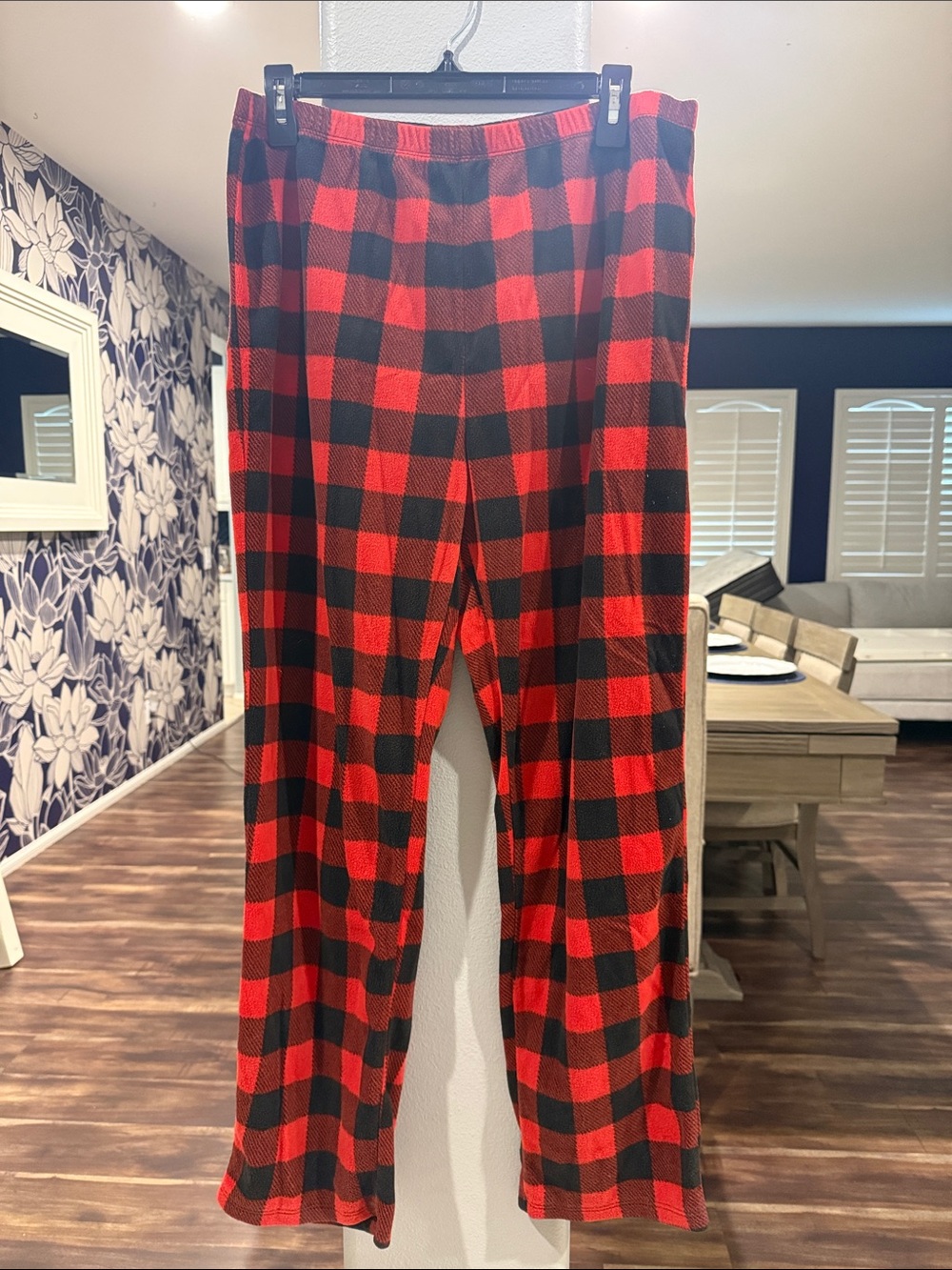 Kids bottoms identification